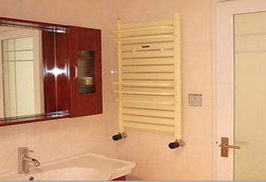 九州体育暖气片浴室安装效果图